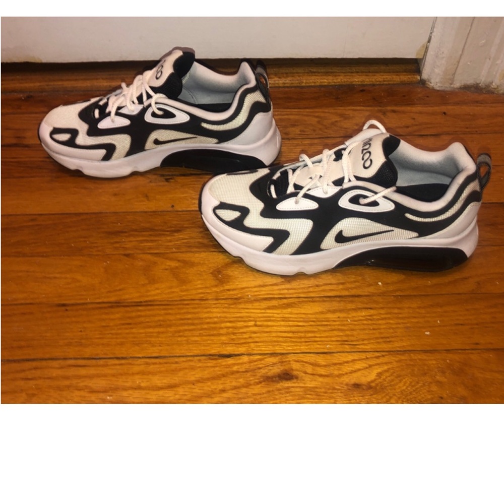 🛑 SOLD Womens Nike Air Max200